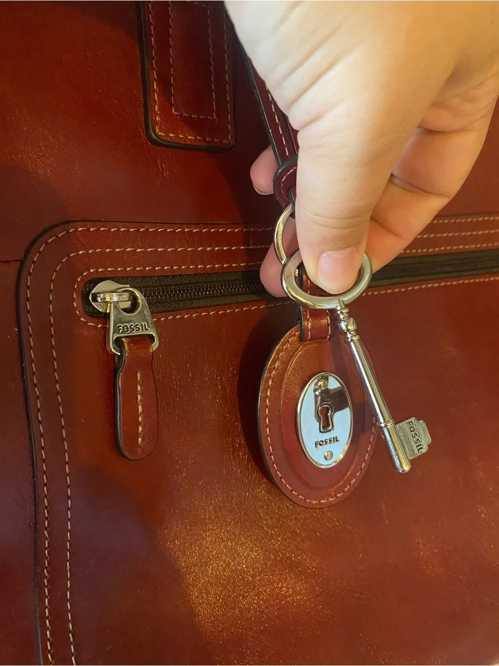 Fossil Leather in Deep Red Burgundy Laptop tablet work bag key / lock tote